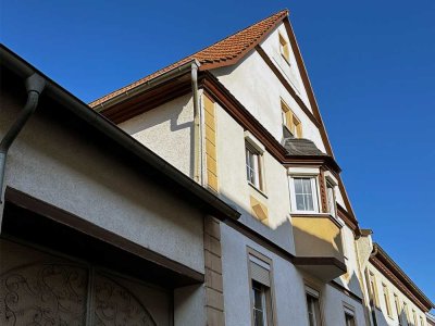 Sanierungsbedürftige Fachwerkhofreite mit großzügiger Scheune, Innenhof & Garten in Feldrandlage