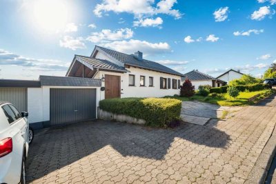 Freistehendes Einfamilienhaus mit Panoramablick ins Grüne – Familienidyll auf Erbpachtgrundstück