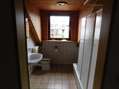 Helle 2,5-Zimmer Dachgeschosswohnung in Nandlstadt