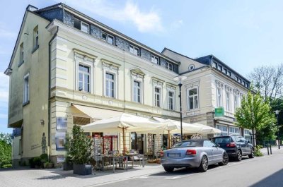 Renovierte 3-Zi.Wohnung in saniertem Altbau * beste Citylage von Burscheid * 2.OG (DG) * ca. 55,3 qm
