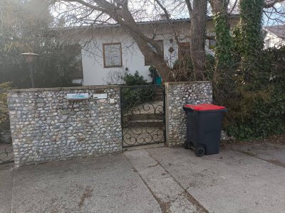 Haus am Land mit großem Garten