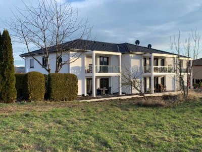 Unverbaubare Sicht auf die Berge und eigenem Garten, barrierefrei im Neubau