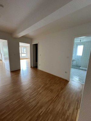 Provisionsfrei 3-ZKB 100 qm mit Dachterrasse Tiefgarage Nähe Elefantenklo ruhige 2. Reihe