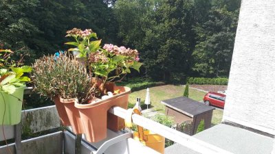 Geräumige 2 Zimmerwohnung mit 2 Balkonen zu vermieten.