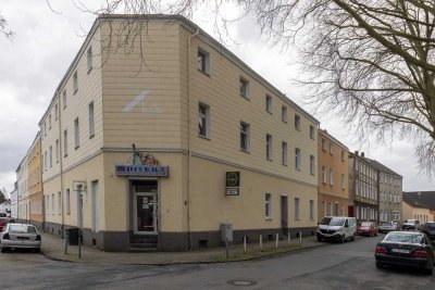 Schöne helle sanierte 3,5 Raum-Wohnung mit 86m²