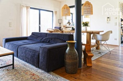 LOFT im luxuriös sanierten Gutshof, 140 qm, 2 SZ, 2 Bäder, WC, EBK, Garten&Terrassen, 2 TG-Plätze