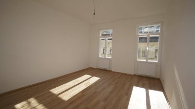 Altbauwohnung in der Liechtensteinstraße im 4. Stock ohne Lift