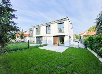 TOP AUSGESTATTETES GLORIT-HAUS IM ERSTBEZUG MIT KLIMA, WÄRMEPUMPE UND PV-ANLAGE!