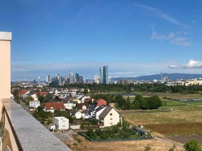 Penthouse mit atemberaubenden Skyline-Blick (direkt an Frankfurts Grüngürtel und Main-Nähe (EZB))