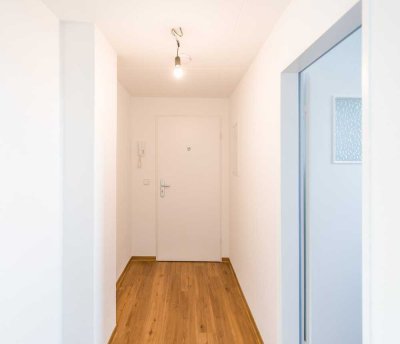 NEW*Paul & Partner* TOP RENOVIERTE 2 ZIMMER-WOHNUNG AUF DER DOTZHEIMER-AVENUE!