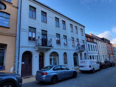 Helle 1-Raum-Wohnung im 1. OG
