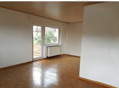Großzügige 4-Zimmer Wohnung mit Balkon in Dautphetal