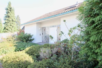 Großartiges Einfamilienhaus mit moderner Raumaufteilung auf 836 m² großem Grundstück!