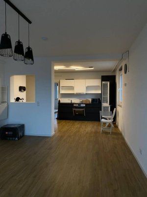 3-Zimmer-Wohnung mit Rundumblick &amp; 2 Terrassen im 15. Stock