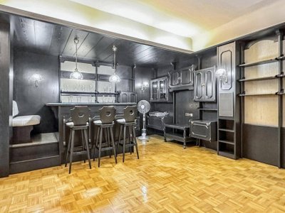 Geräumige 3,5-Zimmer-Altbauwohnung direkt am Prater mit Charme und Charakter