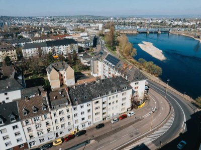 Mehrfamilienhaus mit sieben Wohneinheiten und Entwicklungspotential!