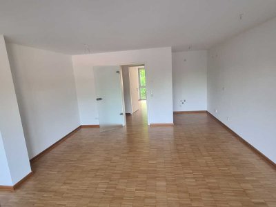 Geschmackvolle 2 Zimmer Wohnung mit Balkon in Fürth