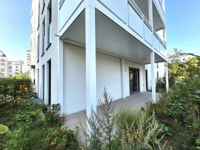 *** Wunderschöne Erdgeschosswohnung mit Garten und EBK ***