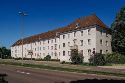 Kleines Zimmer 9,03 m² innerhalb einer 2er-WG // EG re Zimmer 1064