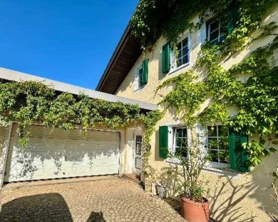Exklusives Anwesen, Villa samt  Einliegerwohnung auf herrlichem Grundstück