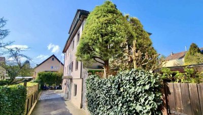STGT.- STAMMHEIM | DOPPELHAUSHÄLFTE | SOFORT VERFÜGBAR | 6-ZI.| 4-ETAGEN |GARTEN |ZUSÄTZL. LAGERHAUS