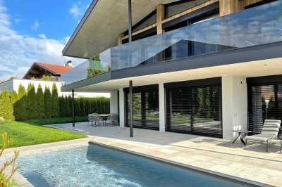 Exklusive Garten-Villenetage mit Pool und Hornblick!
