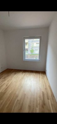 !!! Mainz Zollhafen - Leben am Wasser - funktionale 2-ZW mit Terrasse!!!