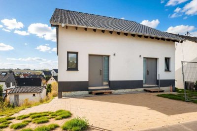 Gut geschnittene Doppelhaushälften in schöner Aussichtslage von Oberbieber