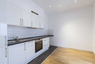 Bad Homburg: Moderne 2-Zimmerwohnung mit Einbauküche - Beliebte Lage Nähe Louisenstraße