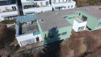 traumhafte Eigentumswohnung 81 m² plus 52 m² Dachterrasse mit Blick über St. Veit/Glan und Carport