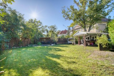 2-Zimmer Wohnung mit potenzieller Gartennutzung!