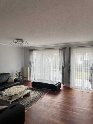 Wohnen im Eigenheim - Elegantes Reihenhaus mit 5 Zimmern und ausbaufähigem Dachgeschoss in Nürnberg
