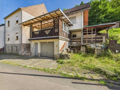 *Familienhaus mit großem Grundstück und Waldanteil in Heimbach*