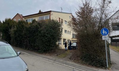 Sanierungsbedürftiges Mehrfamilienhaus in guter Lage von Altbach – Viel Platz und großes Potenzial
