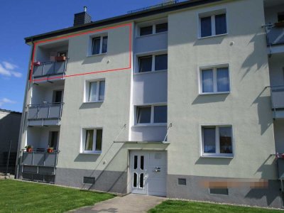 2-Zi. Whg Erstbezug (San.) mit Balkon und Duschrinne, 2 J. Mindestmietdauer, Miete exkl. Heizkosten