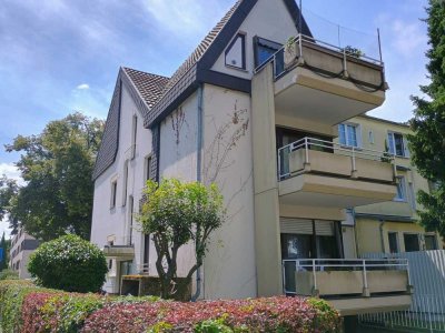 Stilvolle 2-Raum-Erdgeschosswohnung mit Balkon und Stellplatz ohne Maklerprovisionn in Zentrumsnähe