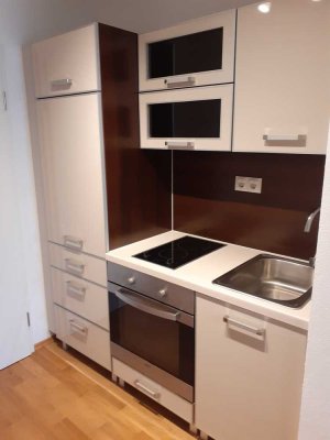 Exklusive, modernisierte 1-Zimmer-Wohnung in Pentling