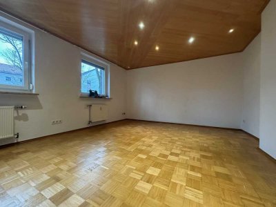 Ideal für eine WG - 3 schöne, helle Räume in toller Lage für Studenten  zu vermieten