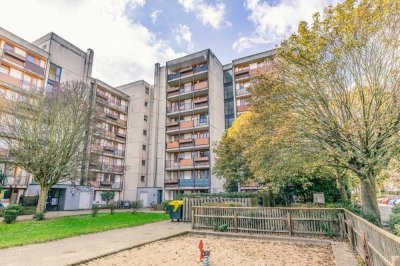 Modernisierte Etagenwohnung mit 3 Zimmern und Balkon in Braunschweig!