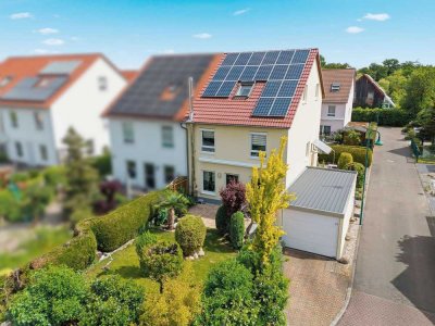 Schöne Doppelhaushälfte mit neuer Wärmepumpe & tollem Garten in Leipzig - Miltitz zu verkaufen.