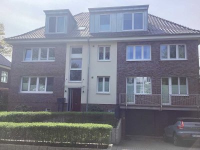 3-Raum-Hochparterre-Wohnung mit geh. Innenausstattung mit EBK in Hamburg Blankenese