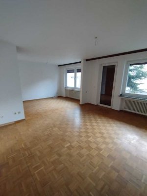 Frisch renovierte 3-Zimmer-Wohnung im Erdgeschoss