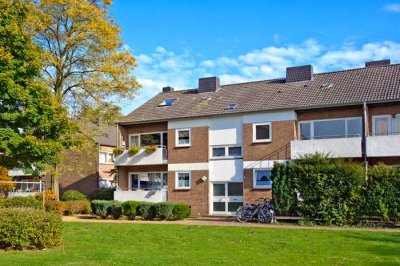 Voll renovierte 4-Zimmer-Erdgeschosswohnung mit Balkon