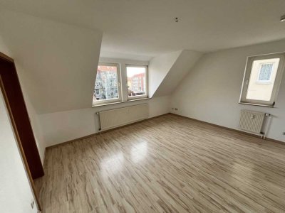 Ruhige, gepflegte 2-Raum-Wohnung, attraktive Lage