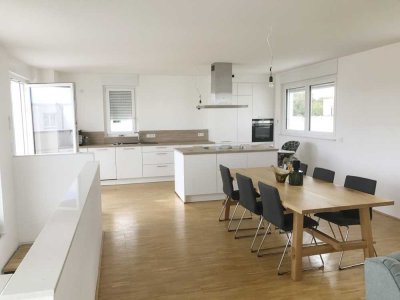 von privat: Top-Penthouse mit toller Dachterrasse und Küche in Mainz