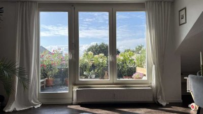 Exklusive Penthouse-Wohnung mit Dachterrasse und Achalm-Blick + 2 Stellplätze