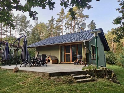 PROVISIONSFREI | Bungalow 2020, neuwertig, Fußbodenheizung, Kamin, großes Grundstück direkte Seenähe