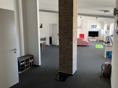 Lichtdurchflutete 3-Zimmer-Loft-Wohnung mit gehobener Innenausstattung in Bendorf