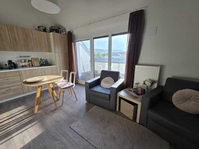 WG geeignete 3-Zimmer-Penthouse-Wohnung möbliert mit Balkon und EBK in Heilbronn
