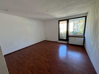 KÖLN-SÜLZ ! Bezugsfreies Appartement mit Balkon in ruhiger Seitenstraße ...